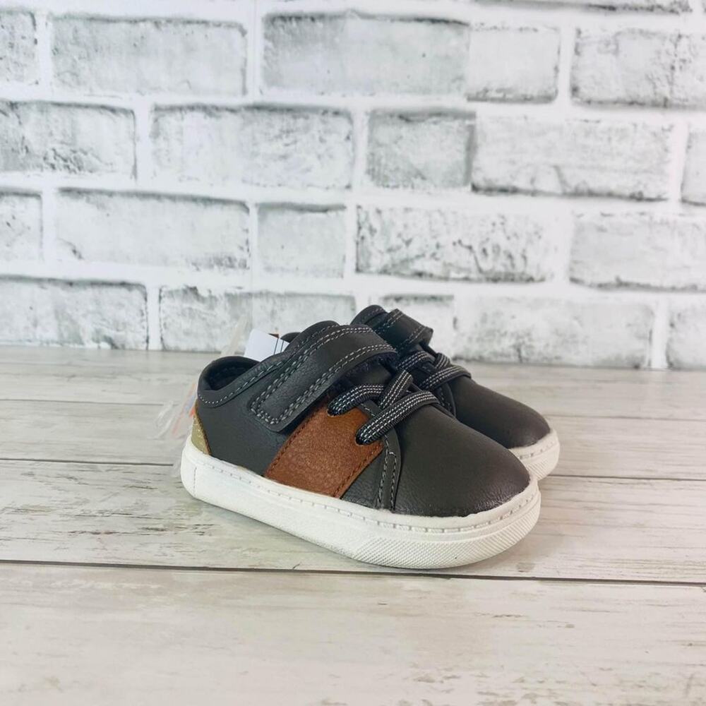 Carters Baby Sneakers SZ 3 Charcoal/Brown JY21DO2H Hook/Strap Boys Shoes Toddler
